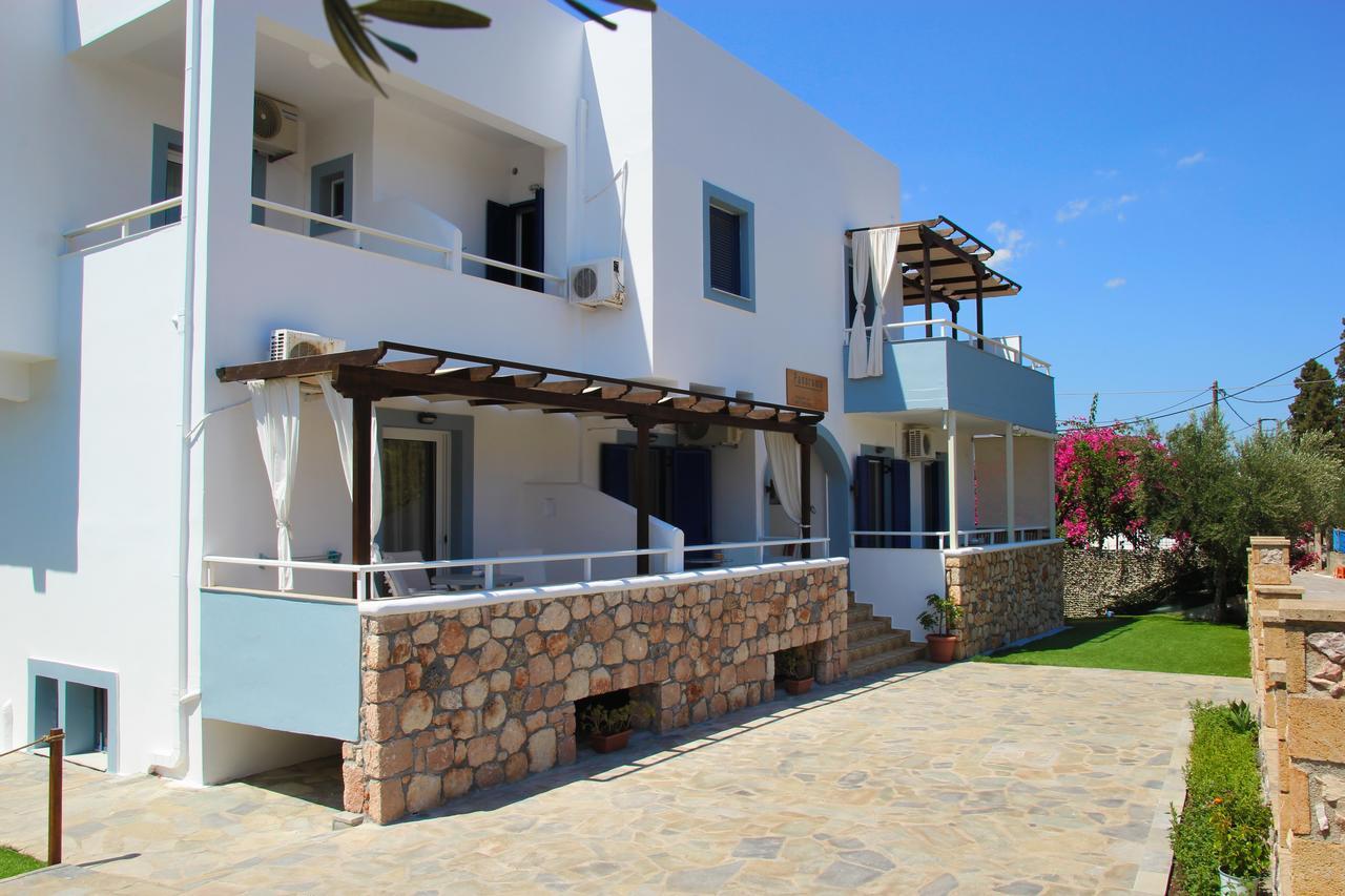 Panorama Elafonisos Hotell Exteriör bild