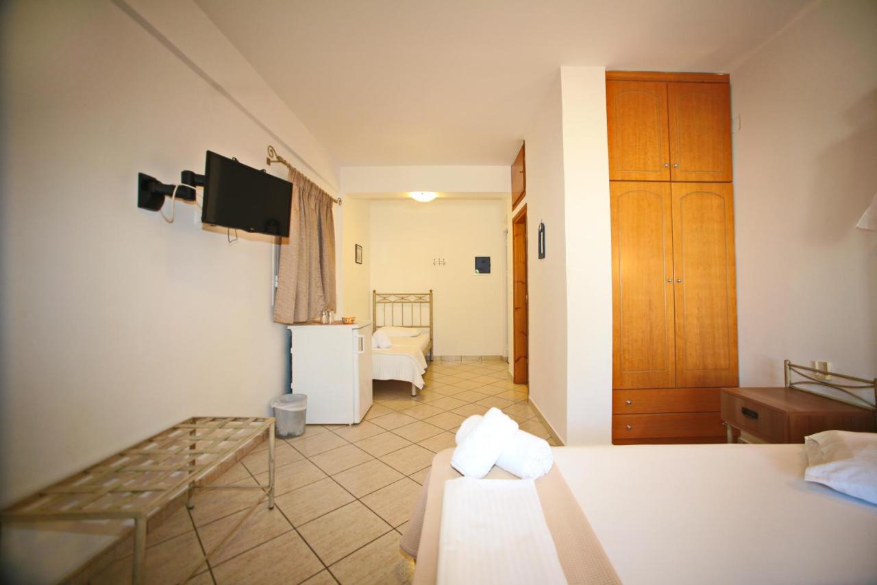Panorama Elafonisos Hotell Exteriör bild